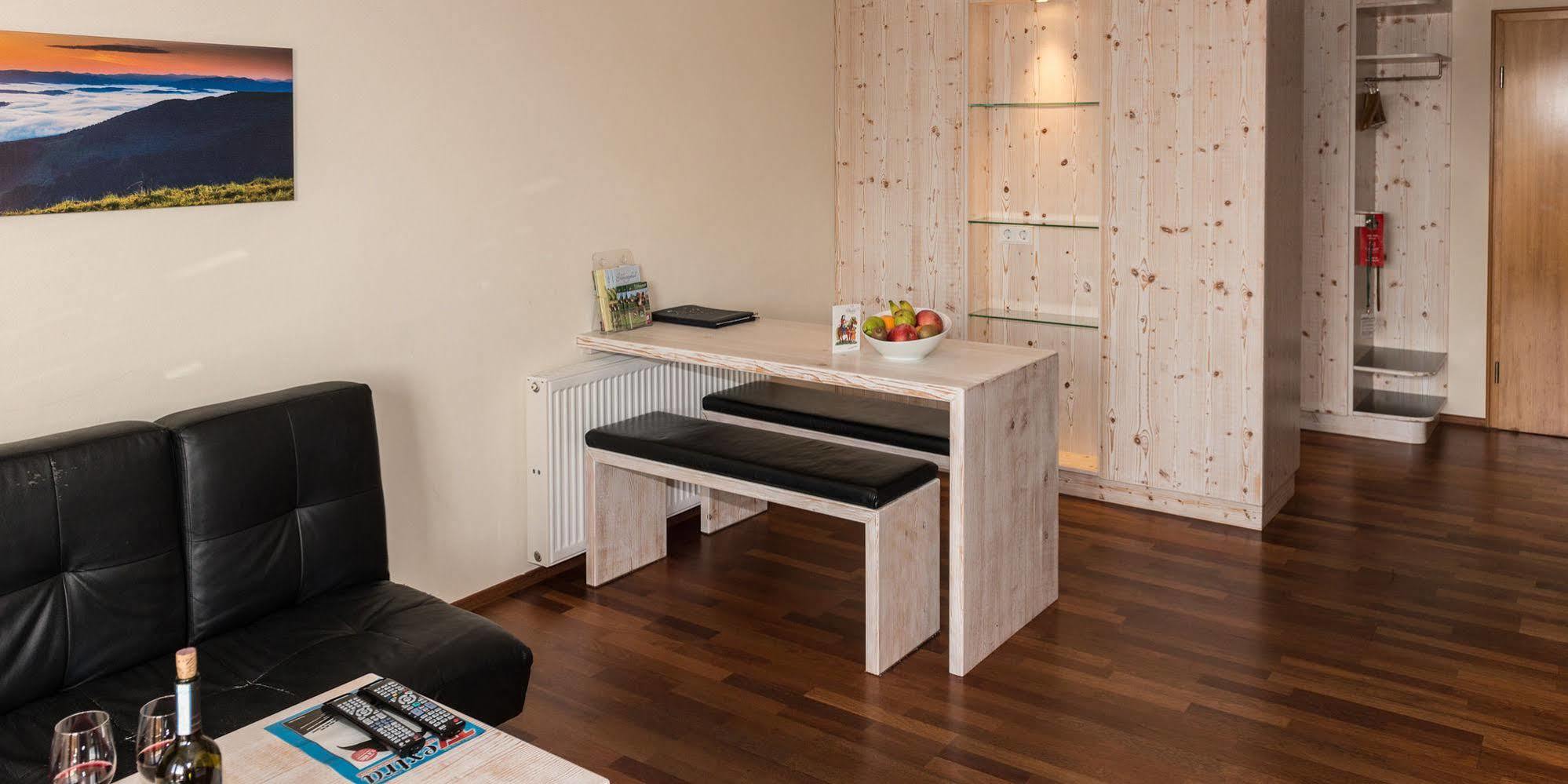 Ulrichshof, Baby & Kinder Bio-Resort 림바흐 외부 사진